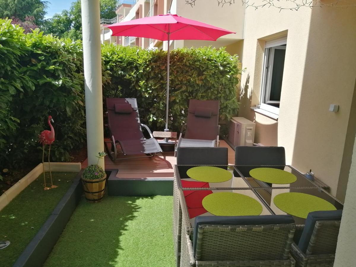 Romantisme Et Glamour 2 Avec Spa , Clim Et Jardin Dijon Exterior foto