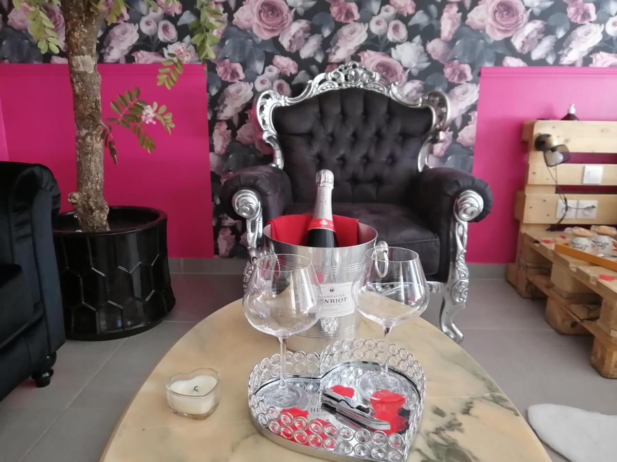 Romantisme Et Glamour 2 Avec Spa , Clim Et Jardin Dijon Exterior foto